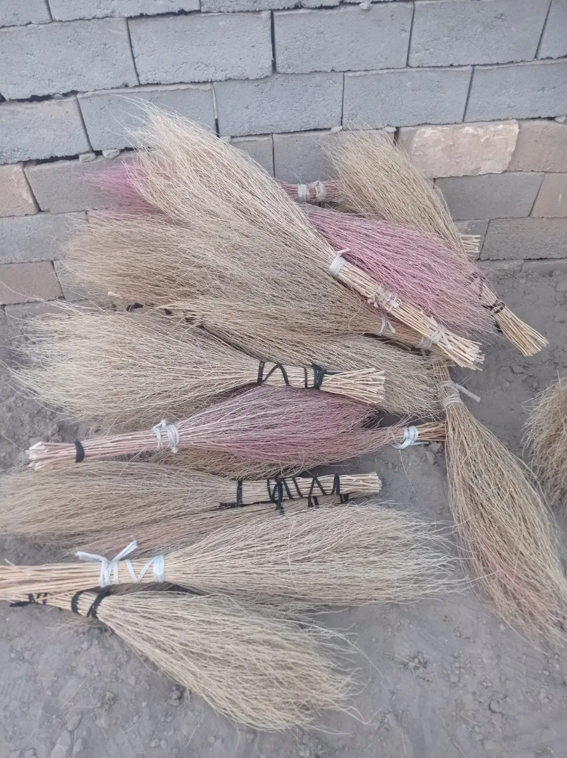 جاروی خوب قیمت هرعدد100تومان|لوازم نظافت|ملکان, |دیوار