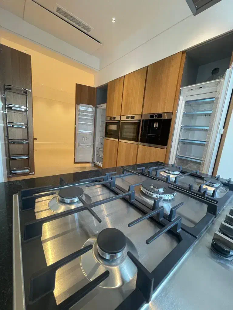 135متر،3خواب/بلوار 24متری/قابل تبدیل