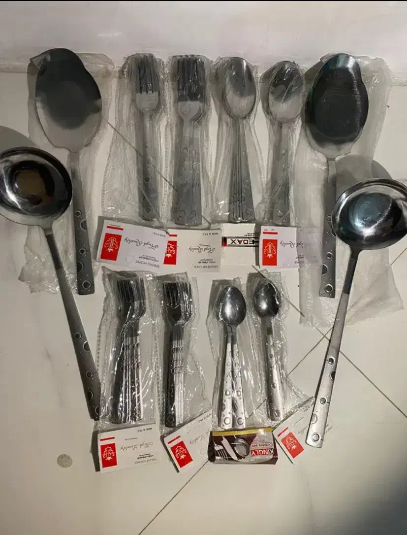 سرویس قاشق چنگال|ظروف سرو و پذیرایی|مشهد, وکیلآباد|دیوار