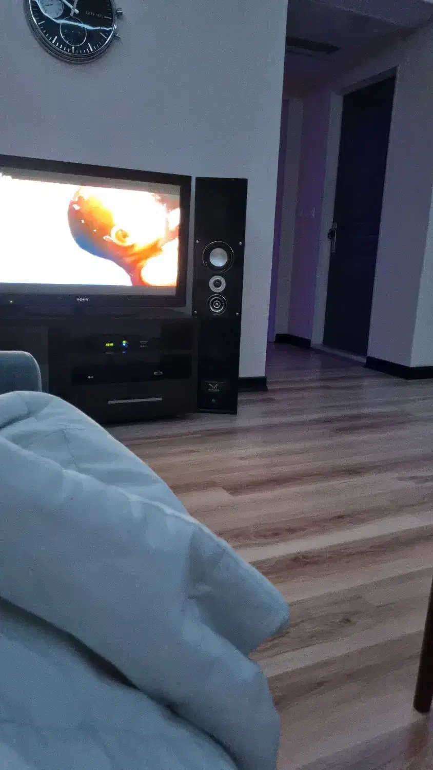 تلویزیون ۴۰ اینچ اصل سونی|تلویزیون و پروژکتور|تهران, استخر|دیوار