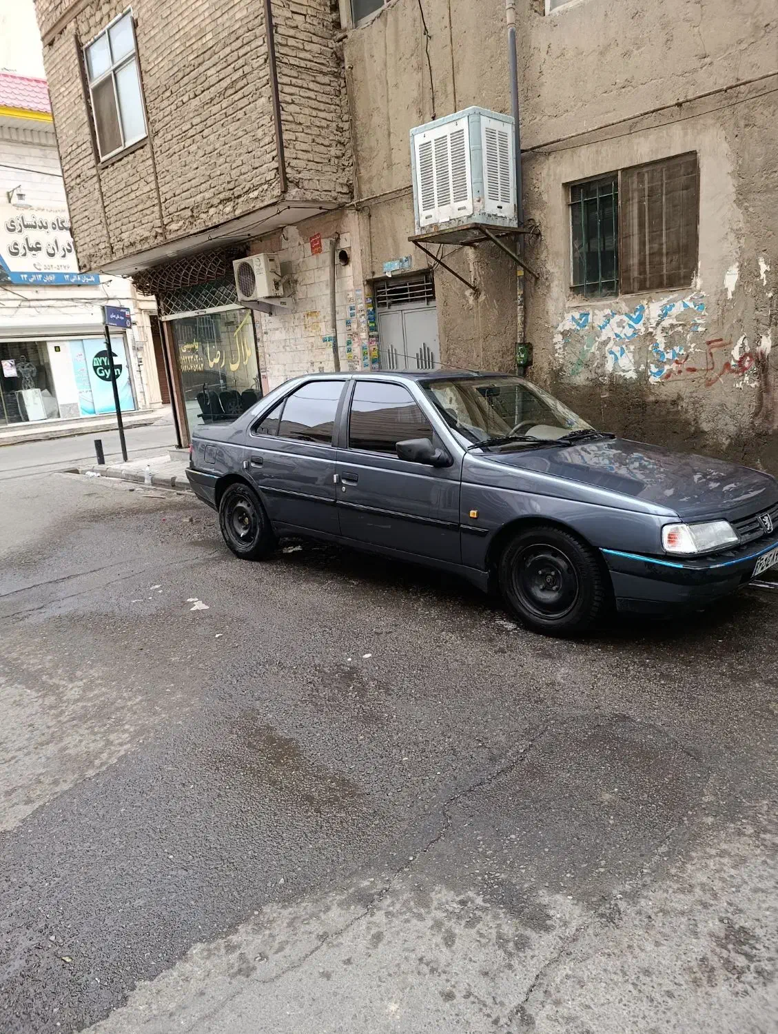 فرروشنده|خودرو سواری و وانت|باقرشهر, |دیوار