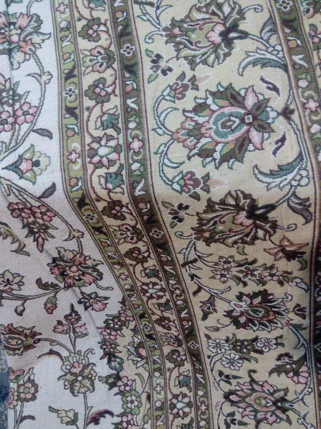 روفرشی تمیز و سالم ۹ متری|روفرشی|قزوین, |دیوار