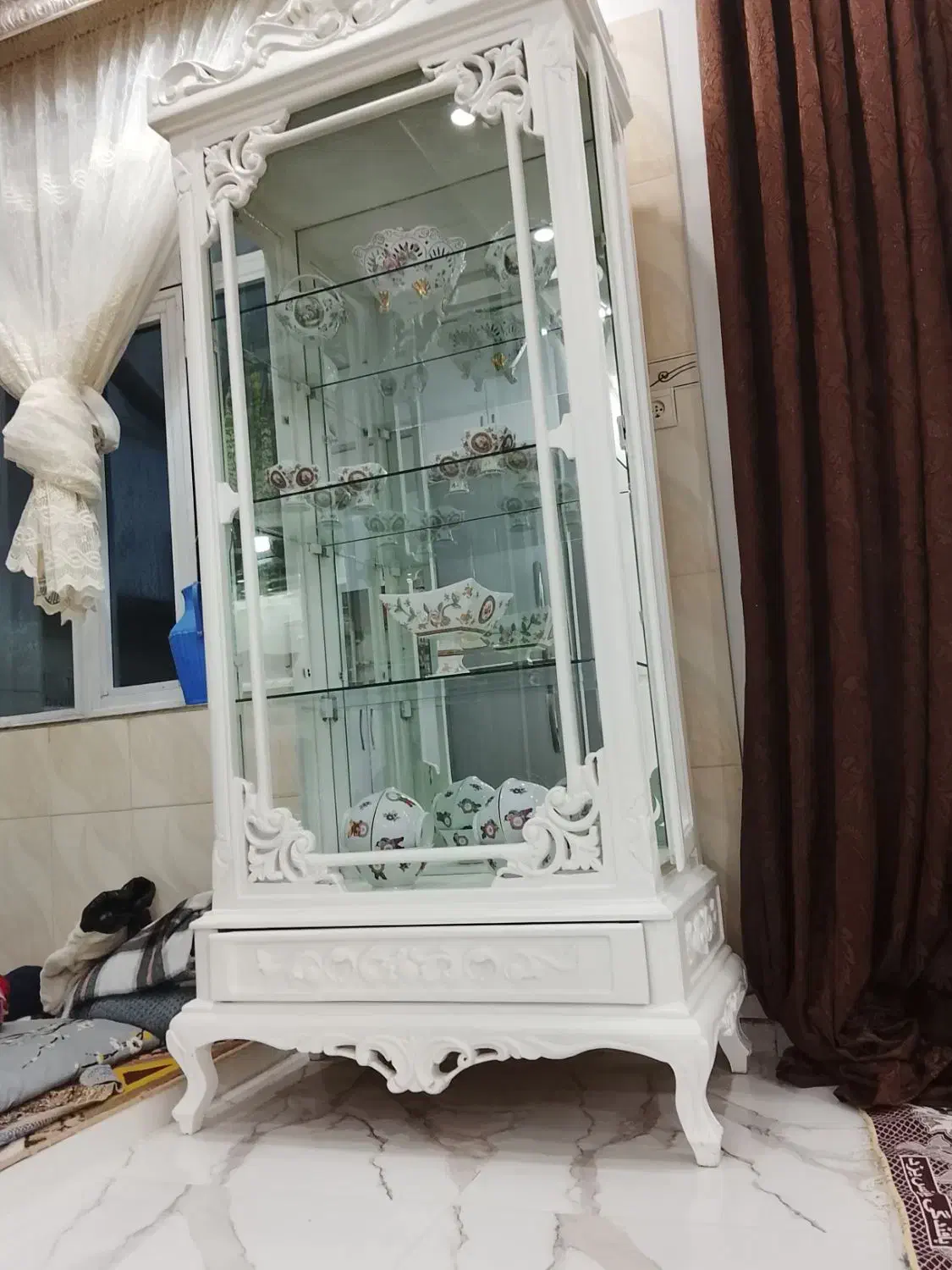 بوفه چوبی معاوضه هم دارم|بوفه، ویترین، کنسول|اردبیل, |دیوار