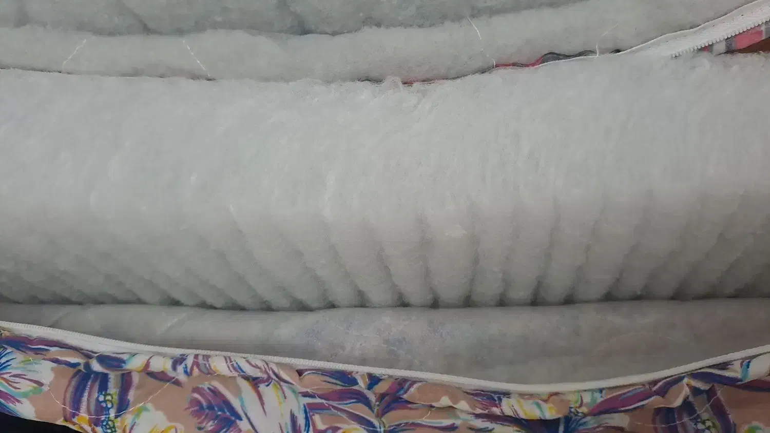 تشک مهمان تک نفره عمده|رختخواب، بالش، پتو|کرج, شهرک جهان آرا|دیوار