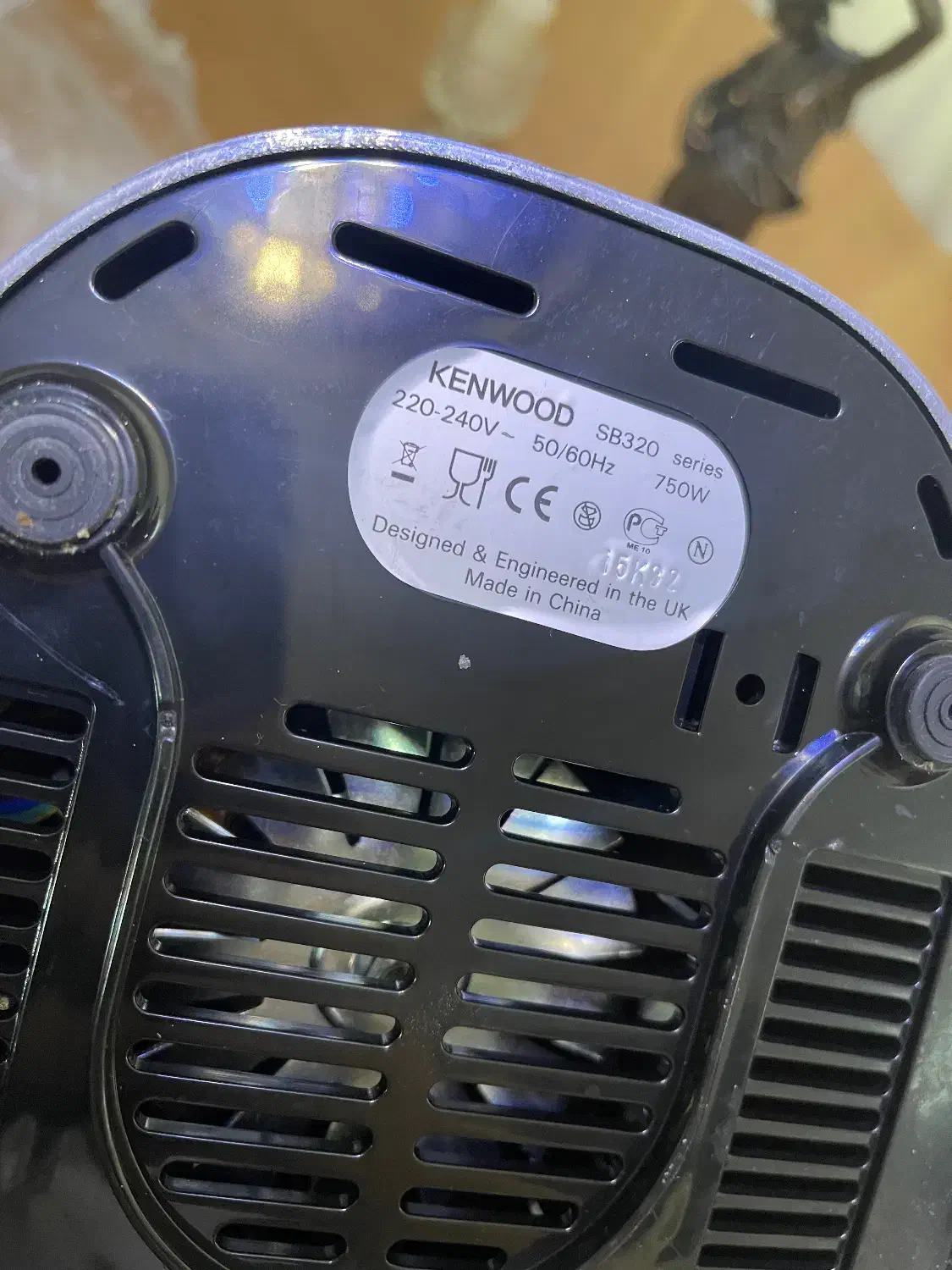 مخلوط کن کنوود مدل SB327|آبمیوه‌گیر و آب‌مرکبات‌گیر|تهران, منیریه|دیوار