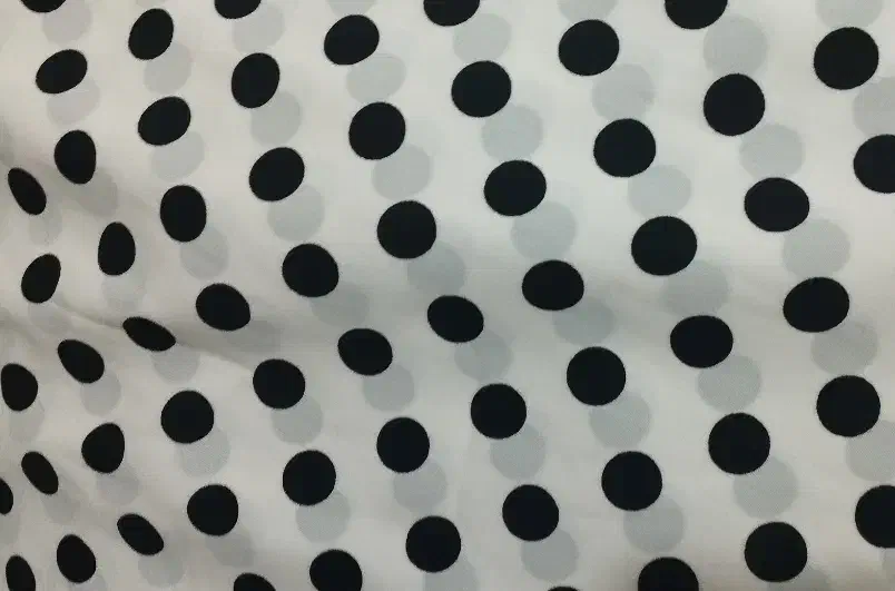 دوقواره بزرگ پارچه|لوازم خیاطی و بافتنی|بروجرد, |دیوار