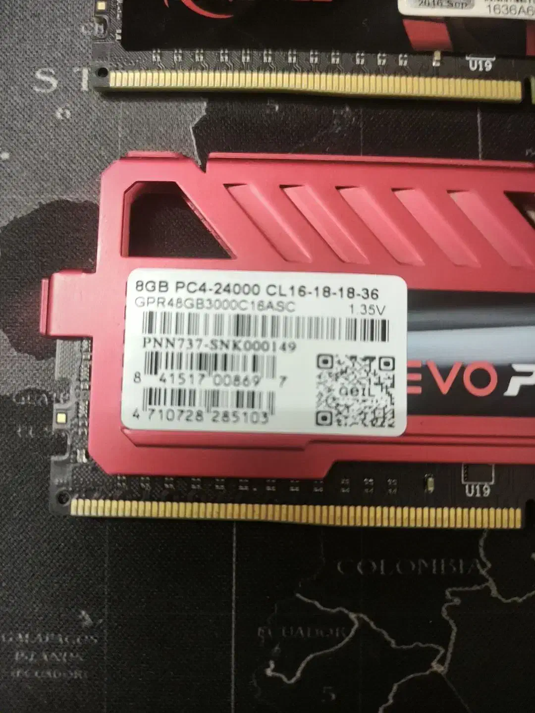 دو عدد رم 8 GB DDR4 2400|قطعات و لوازم جانبی رایانه|لنگرود, |دیوار