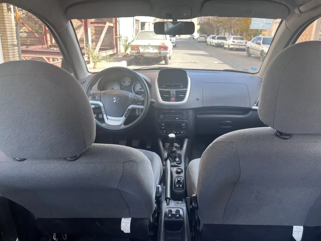 ۲۰۷ فلز ۱۳۹۶|خودرو سواری و وانت|سیرجان, |دیوار