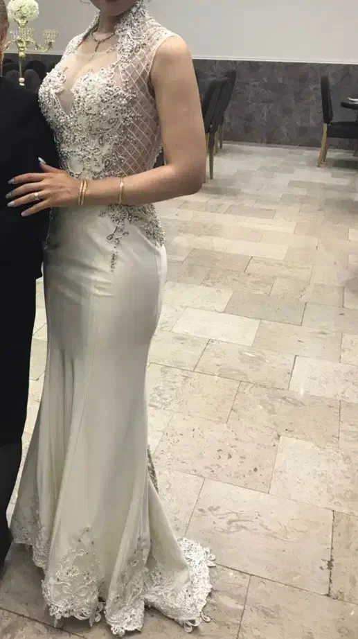 لباس مجلسی|لباس|کرج, کوی مهر|دیوار