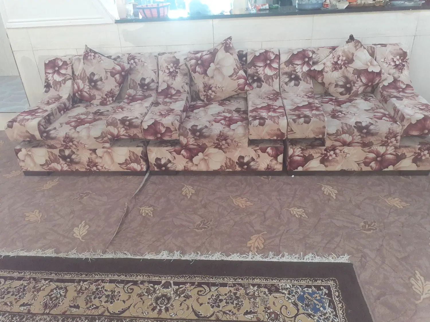 مبل|مبلمان خانگی و میز عسلی|ریز, |دیوار