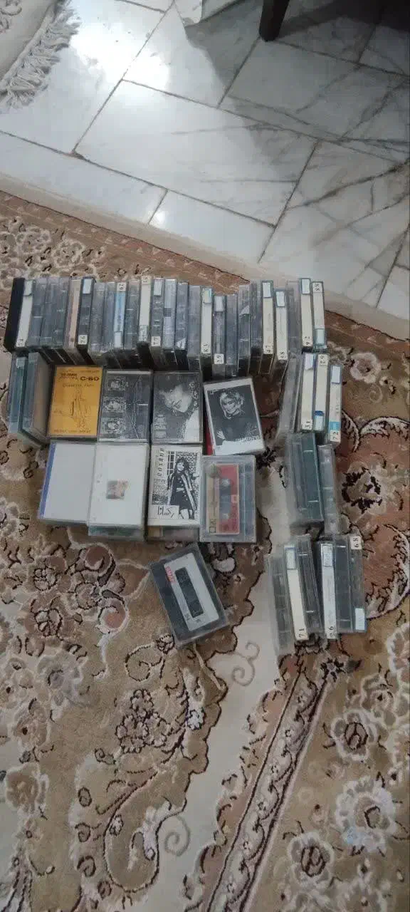 نوار کاست  قدیمی|کلکسیون اشیاء عتیقه|مشهد, احمدآباد|دیوار