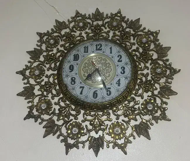 ساعت و میز تلویزیون|میز تلویزیون|قرچک, داوود آباد|دیوار