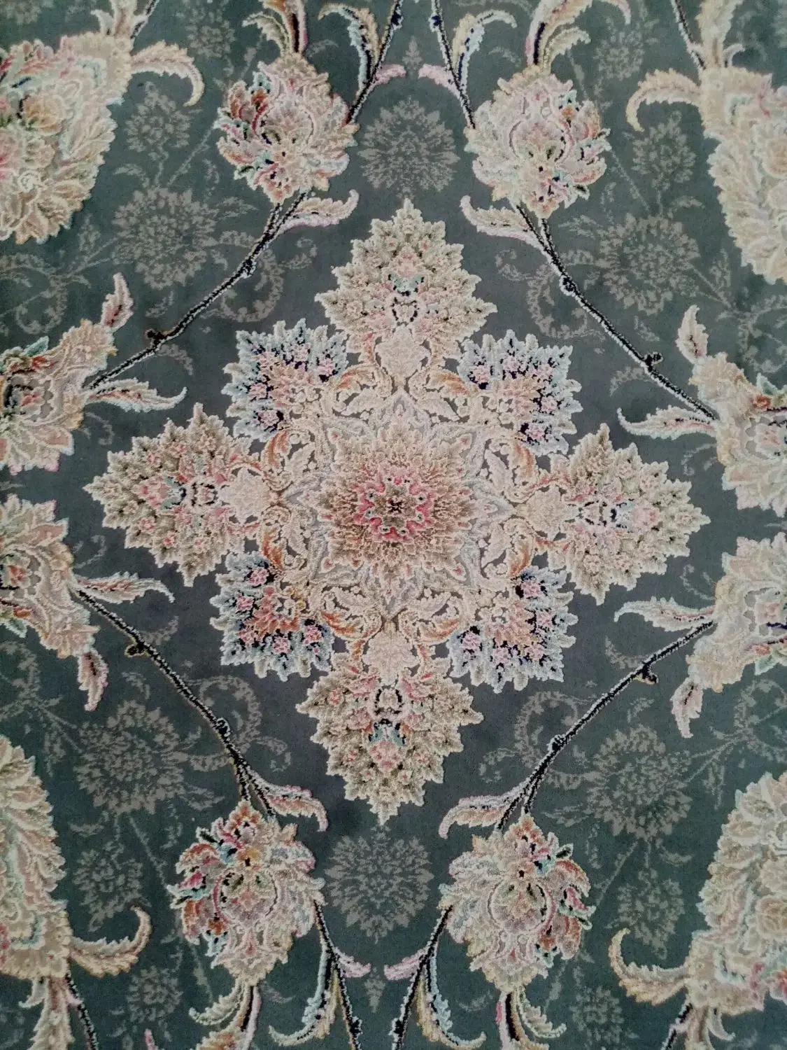 فرش 9 متری فرهی|فرش|ساری, |دیوار