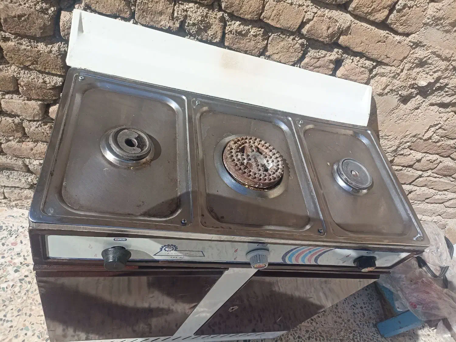 گاز سه شعله|اجاق گاز و لوازم برقی پخت‌وپز|خرم‌آباد, |دیوار