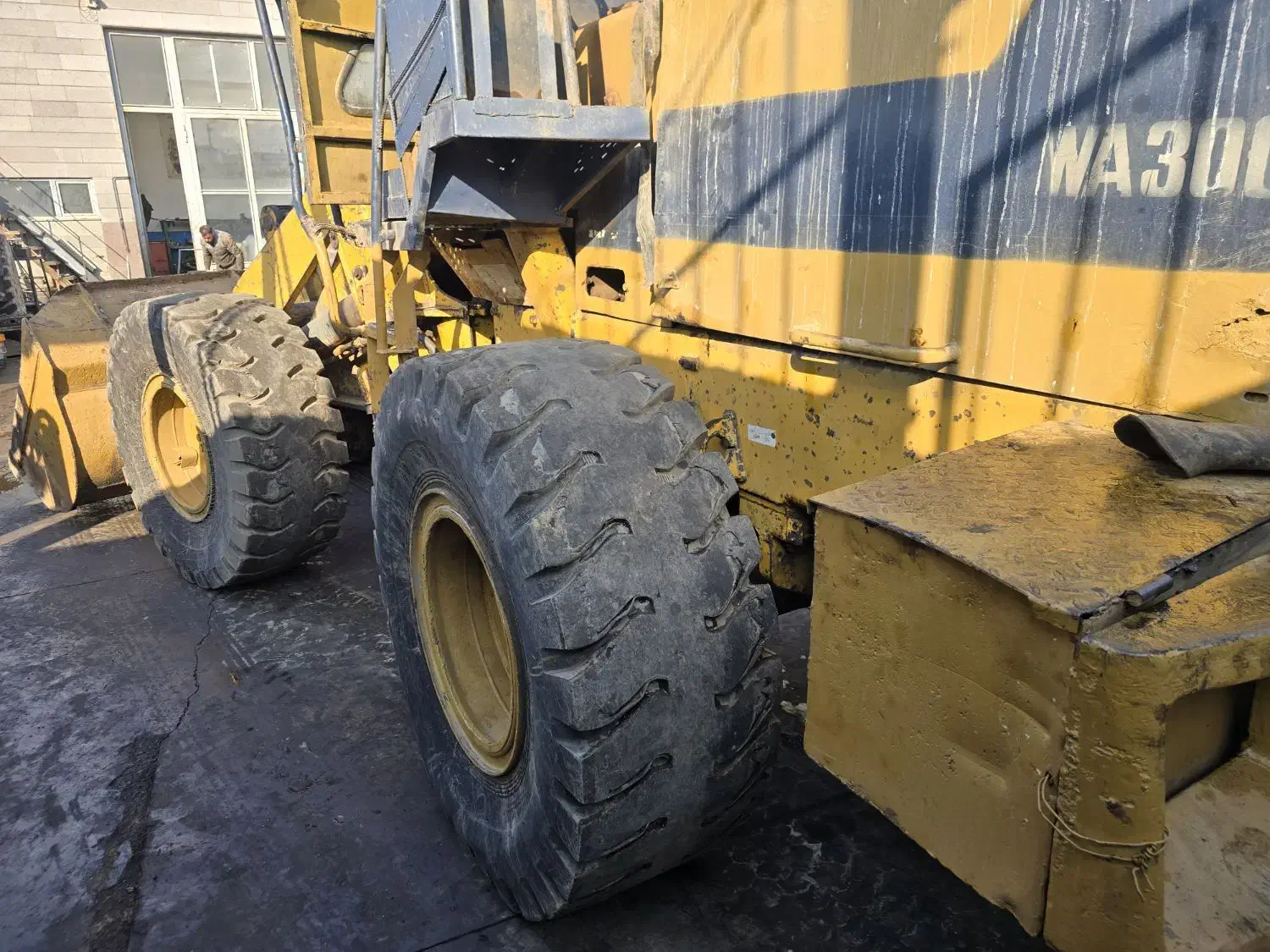 فروش لودر کوماتو ۳۰۰|خودرو سنگین|زنجان, |دیوار