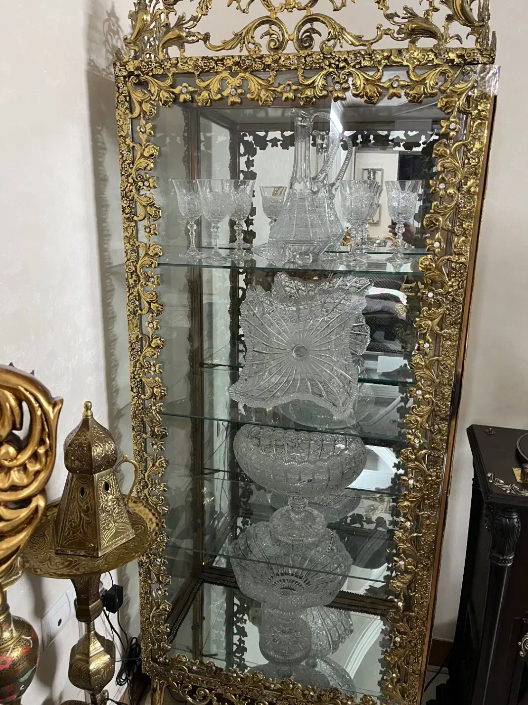 بوفه برنجی اصل  (برنز)|بوفه، ویترین، کنسول|تهران, نعمت‌آباد|دیوار