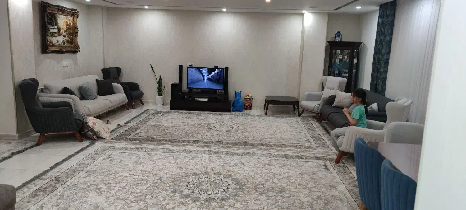 آپارتمان تک واحد 162 متری سه نبش|فروش آپارتمان|سقز, |دیوار