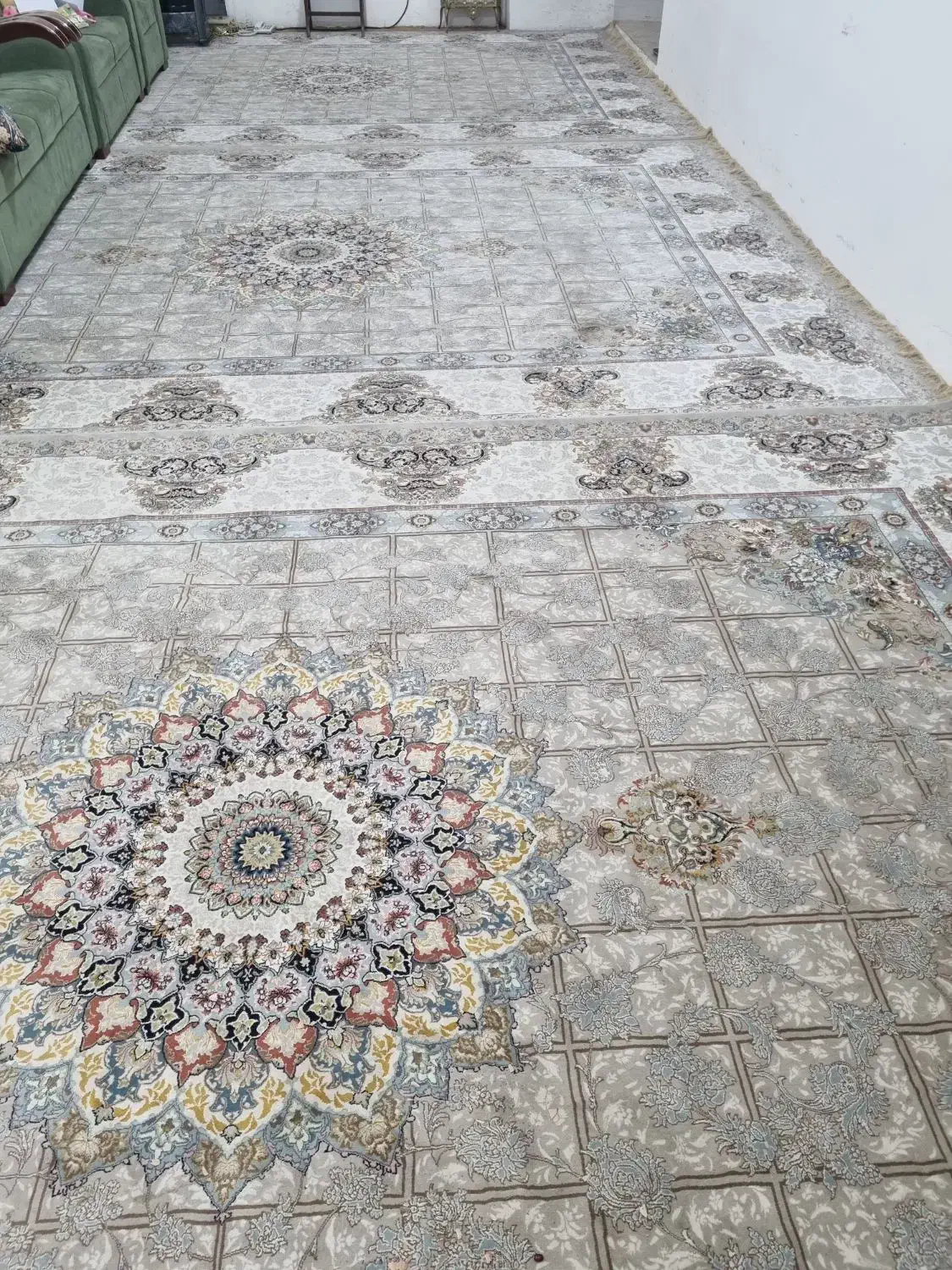 ۳تخته فرش ۳×۴فرش ایوان بسار نو۷۰۰ شانه تراکم‌۲۵۵۰|فرش|تربت‌حیدریه, منصوریه|دیوار