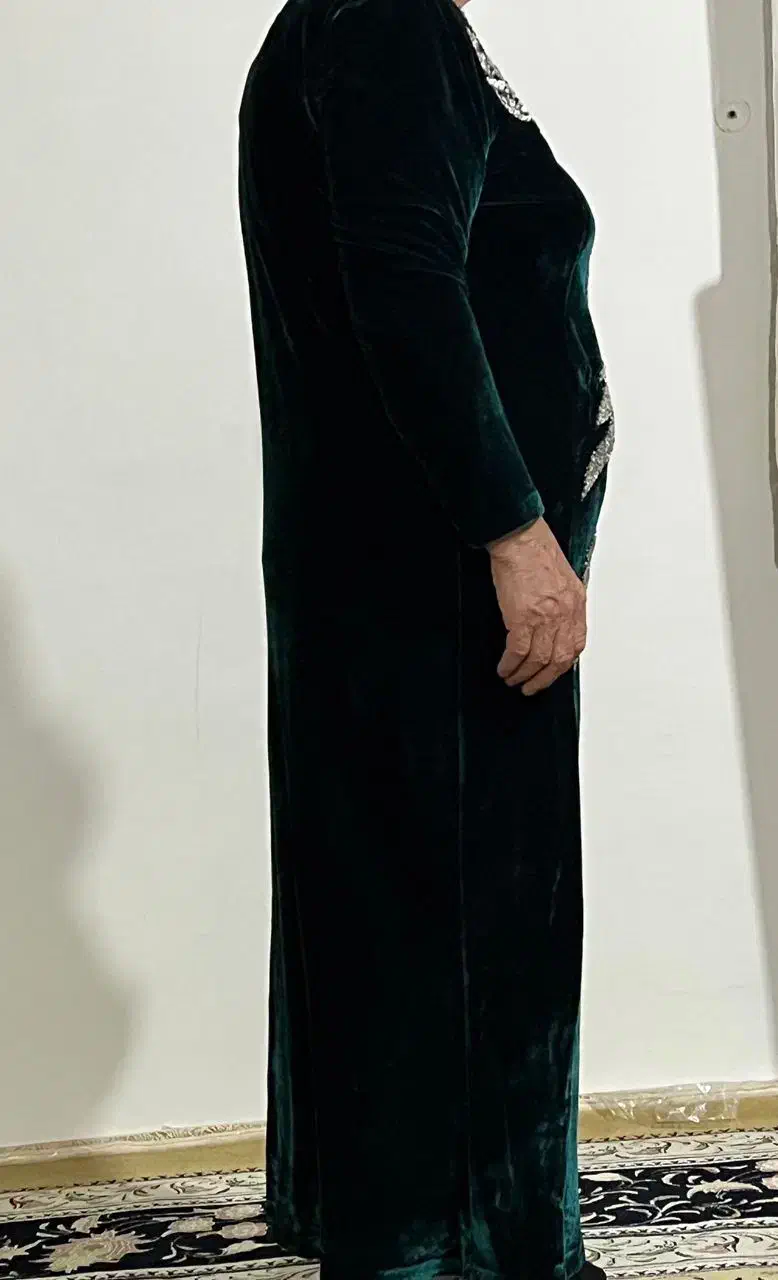 لباس مجلسی|لباس|مرزن‌آباد, |دیوار