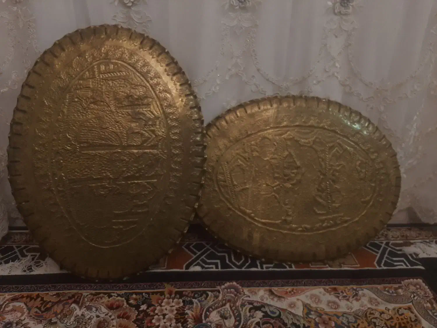 سینی برنجی بزرگ قدیمی|کلکسیون اشیاء عتیقه|ملارد, |دیوار