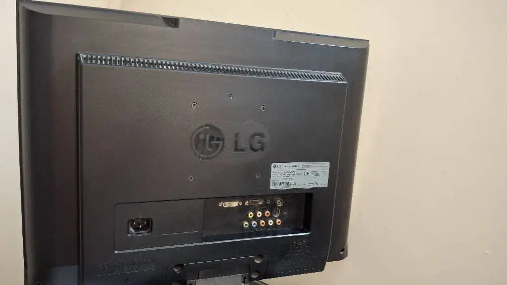 مانیتور LG ۲۲ اینچ|تلویزیون و پروژکتور|تهران, هفت حوض|دیوار
