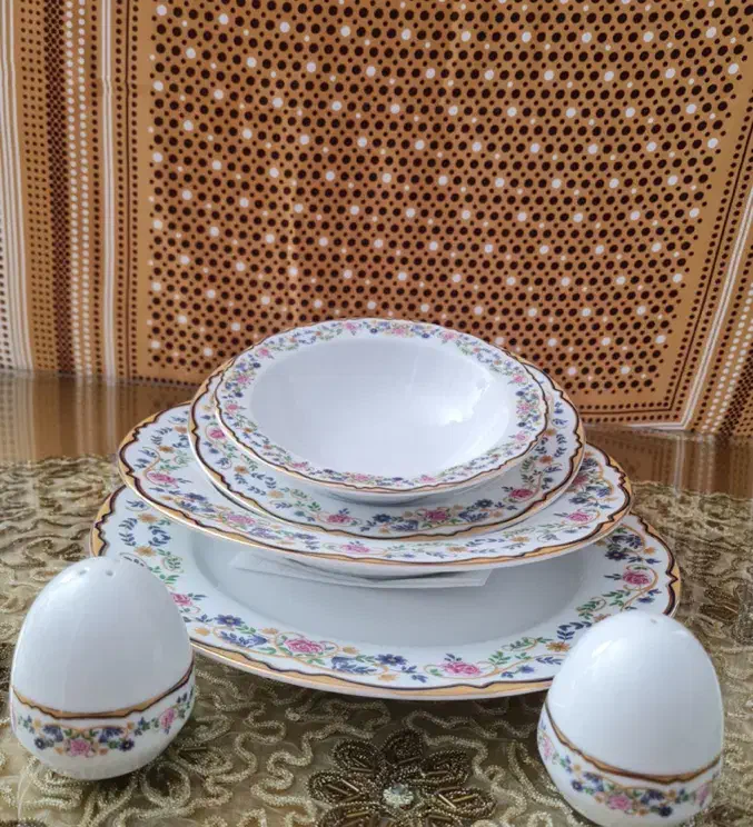 سرویس زرین ۲۴ تکه طرح گلستان|ظروف سرو و پذیرایی|سهند, |دیوار