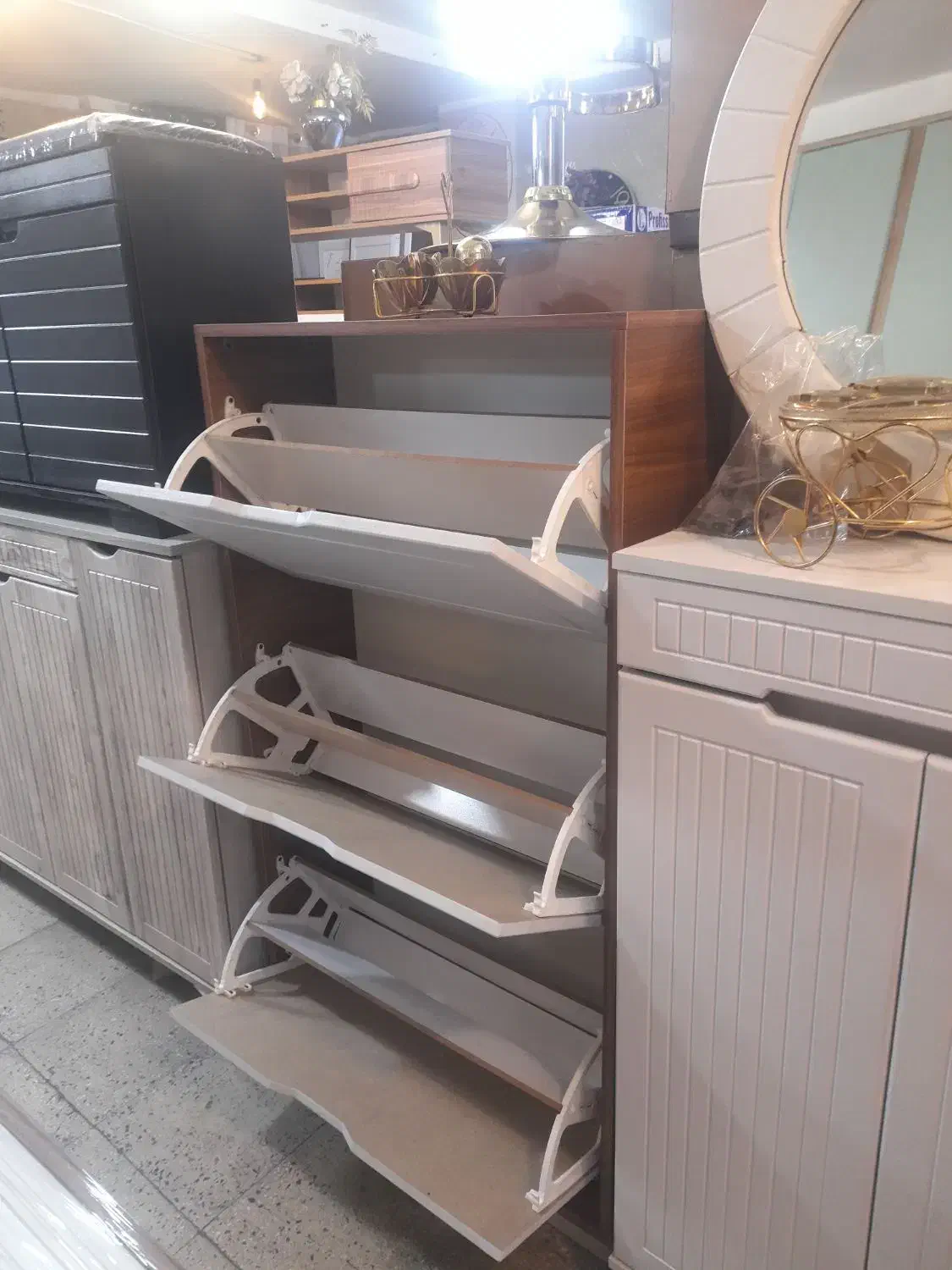 جاکفشی داشپورتی|جاکفشی، کمد، دراور|تهران, شهید رجایی|دیوار