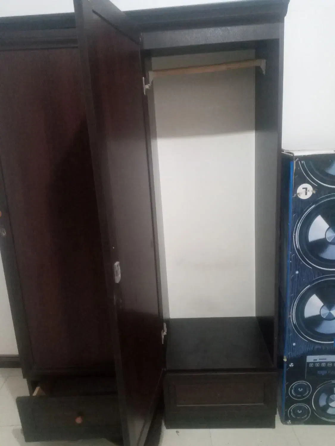 کمد و میز تحریر یا کامپوتر|میز تحریر و کامپیوتر|شهرکرد, |دیوار