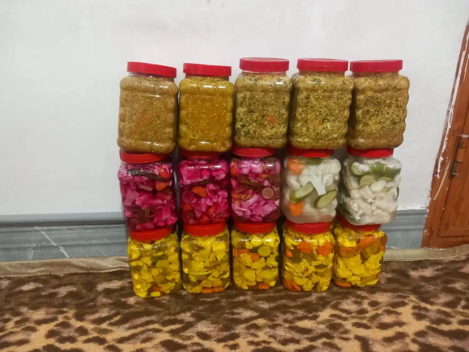 ترشی آبغوره آبلیمو آب نارنج خیار شور وزیتون|خوردنی و آشامیدنی|قرچک, باقرآباد|دیوار