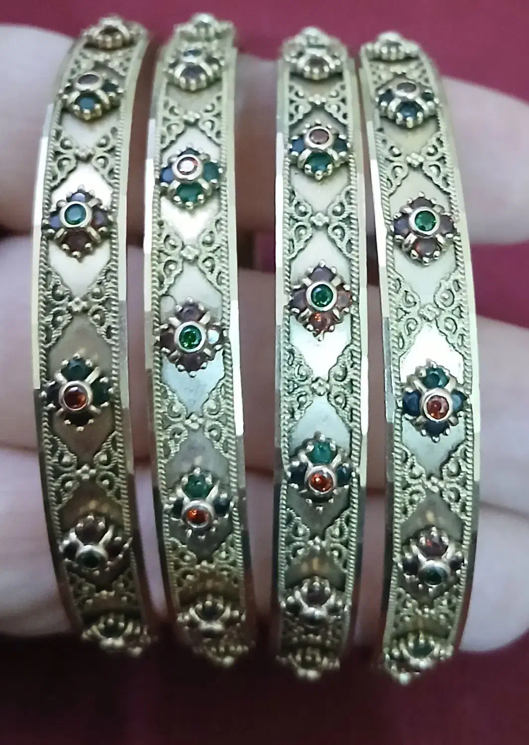 النگوخارجی|جواهرات|کهنوج, |دیوار