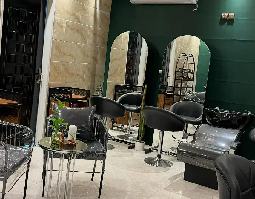 اجاره صندلی در سالن زیبایی|خدمات آرایشگری و زیبایی|شاهینشهر, فردوسی|دیوار