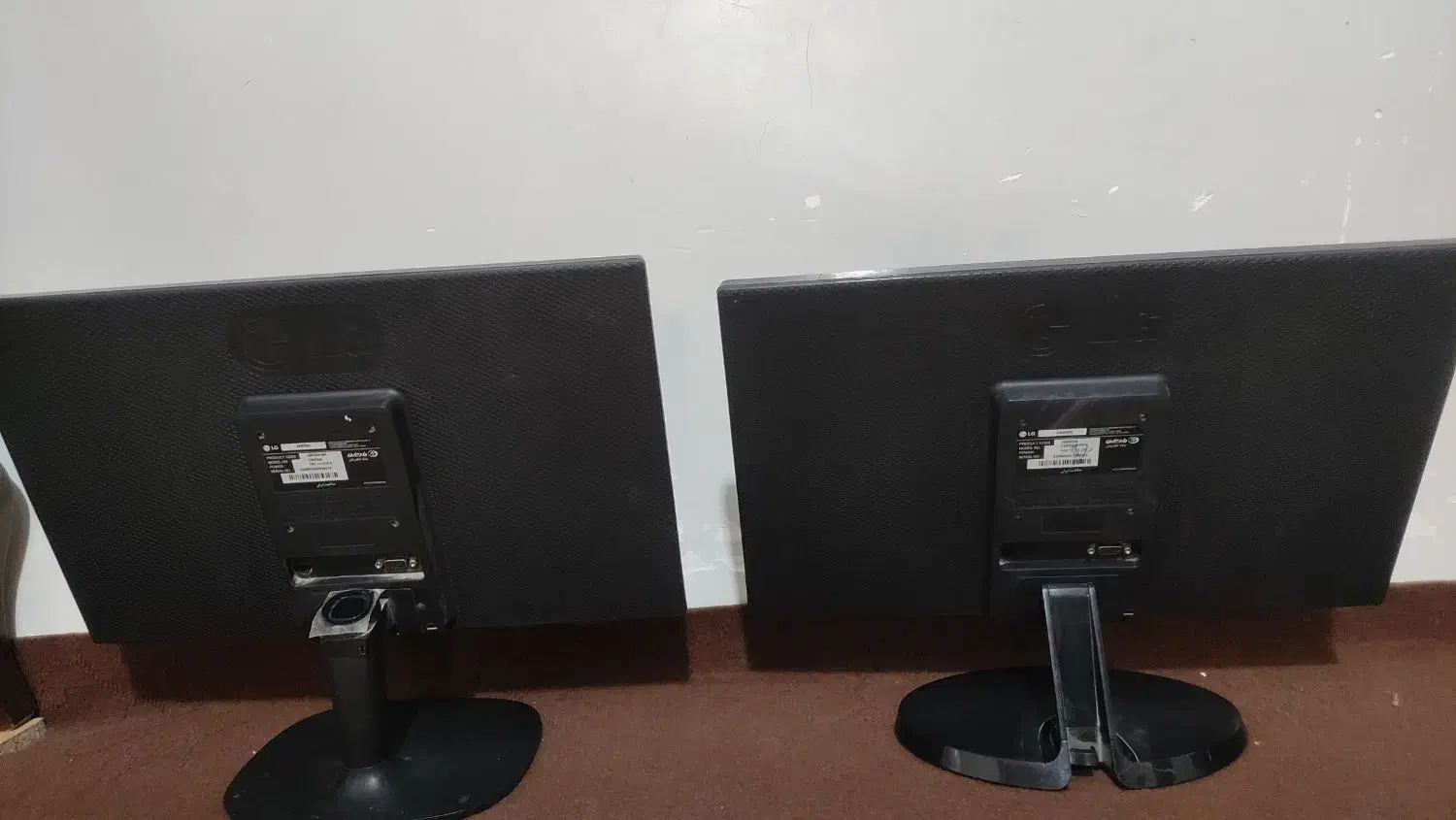 دو عدد مانیتور ال جی|رایانه رومیزی|خاش, |دیوار