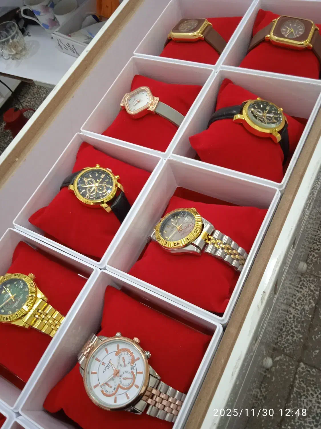 ورزشی ساعت|ساعت|مشهد, حرم مطهر رضوی|دیوار