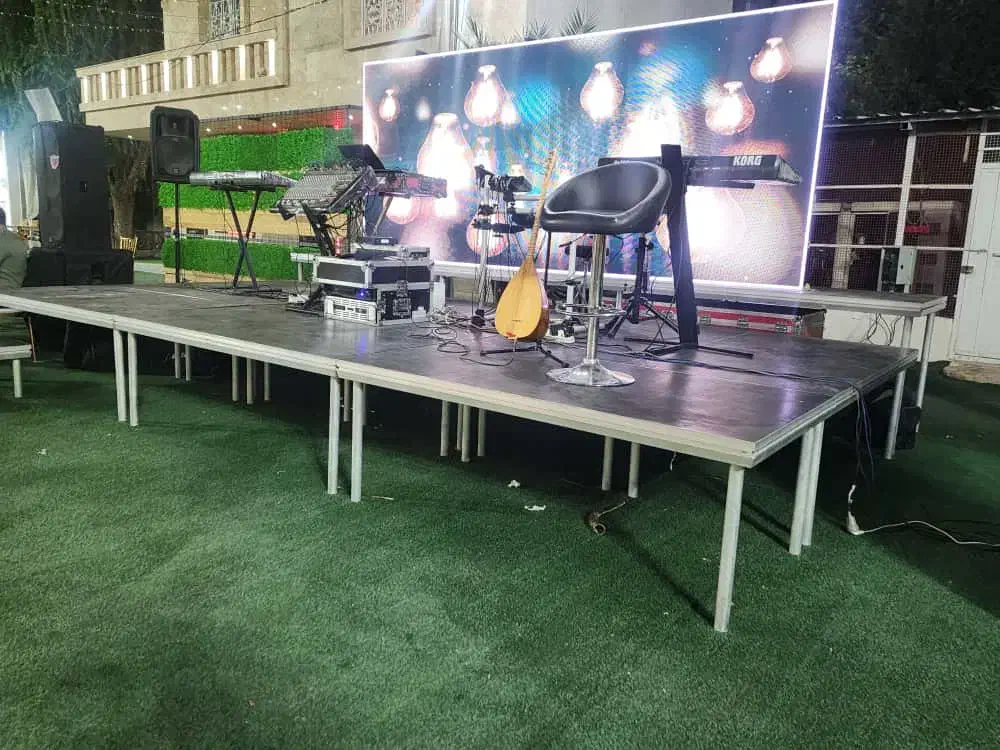 تلوزیون شهری( تی وی بک)|تلویزیون و پروژکتور|صدرا-فارس, فاز ۱|دیوار