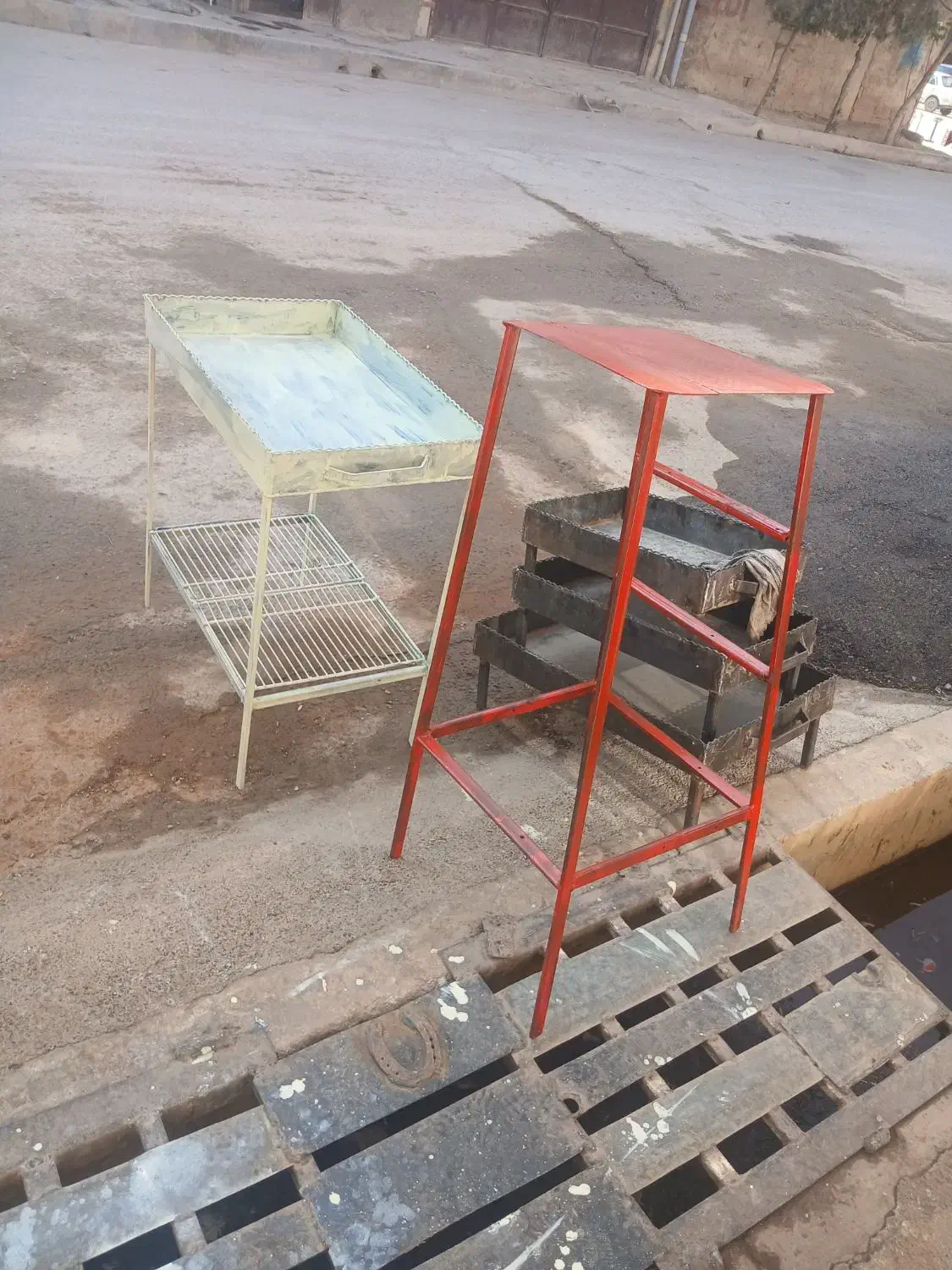 فروش منقل کبابی چهار پایه و جوشکاری ابگرمکن|اجاق گاز و لوازم برقی پخت‌وپز|لردگان, |دیوار