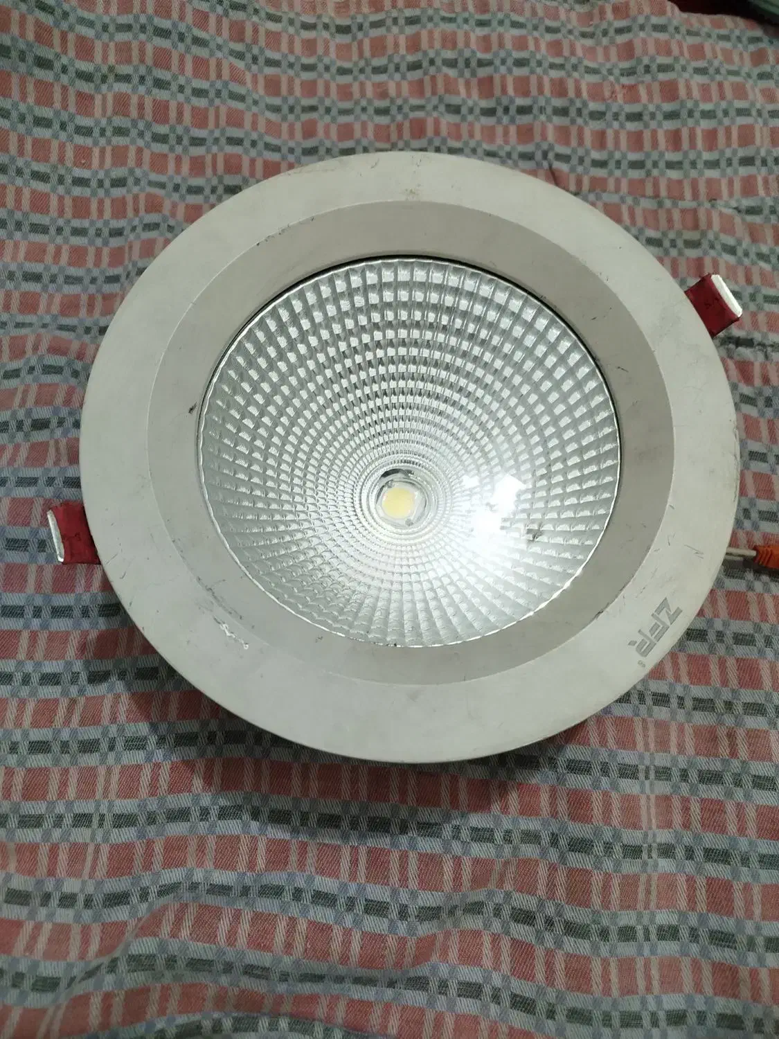 لامپ هایه کم مصرف ال ای دی مناسب بوتیک و مغازه|لامپ و چراغ|تهران, جنتآباد مرکزی|دیوار