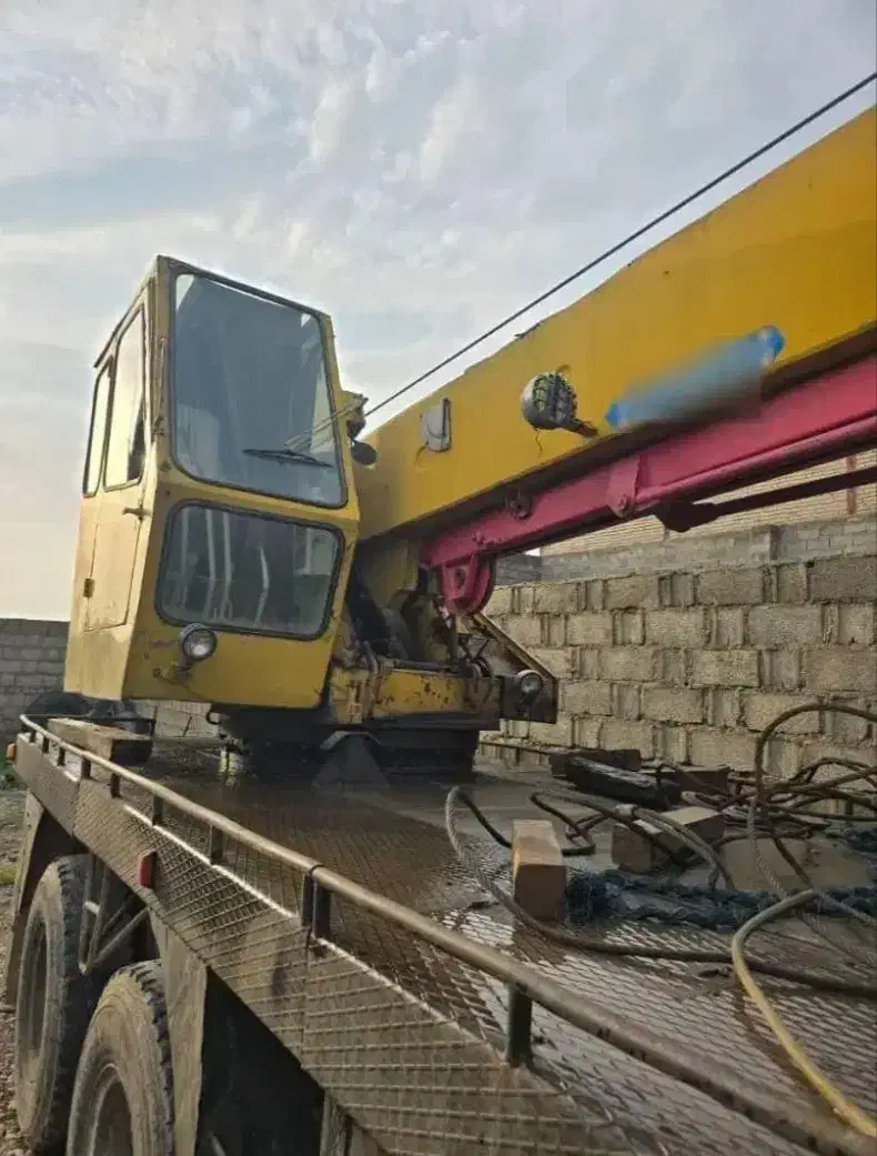 فروش جرثقیل کاتو  14 تن|خودرو سنگین|ری, ملک‌آباد|دیوار