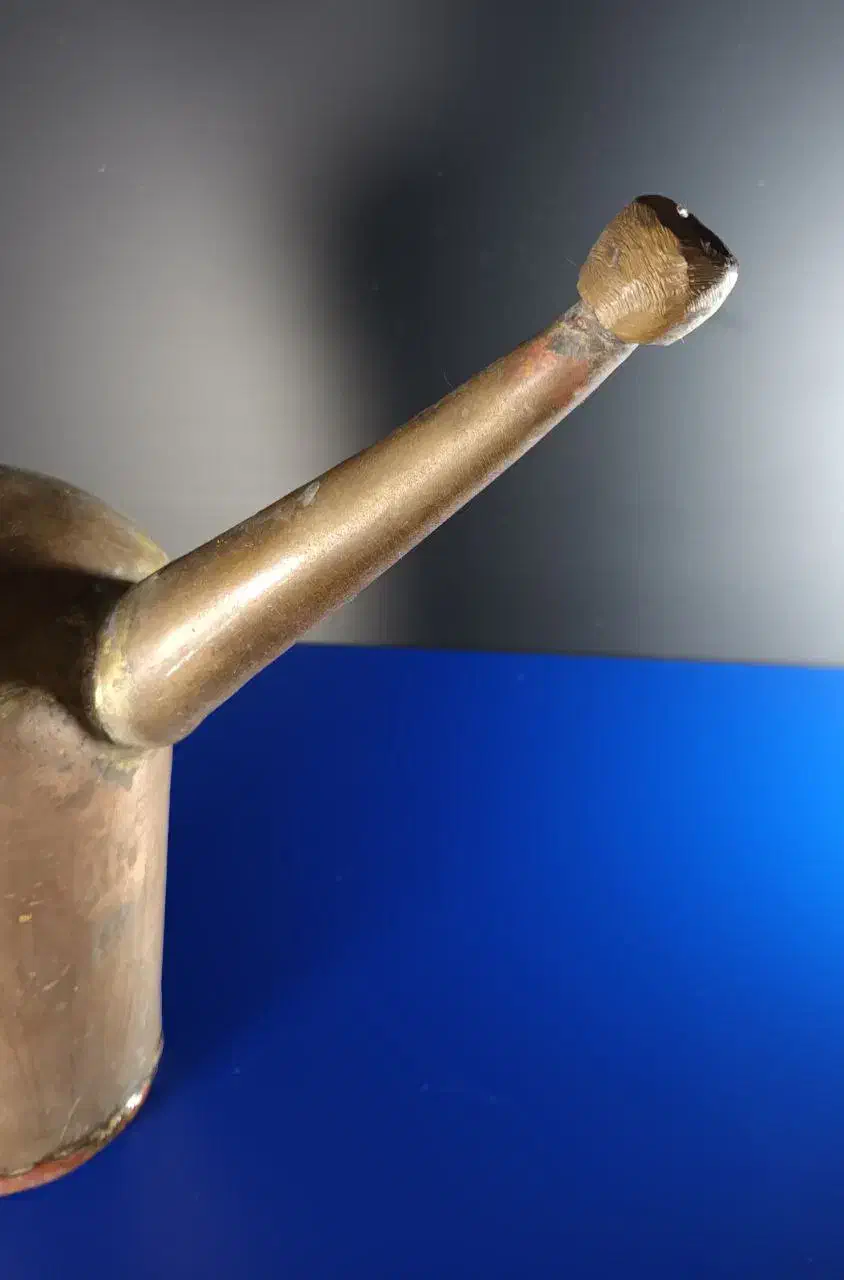 آفتابه مسی قدیمی|کلکسیون اشیاء عتیقه|مشهد, ایثار|دیوار