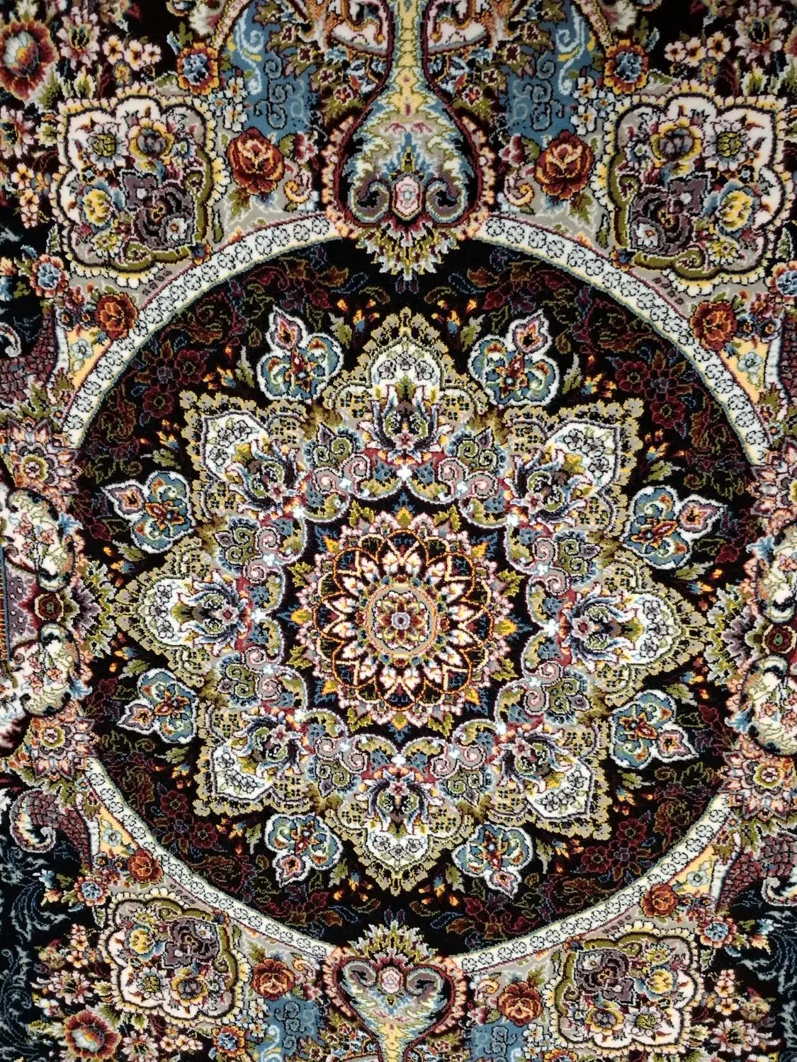 فرش|فرش|بندر انزلی, آذربایجان|دیوار