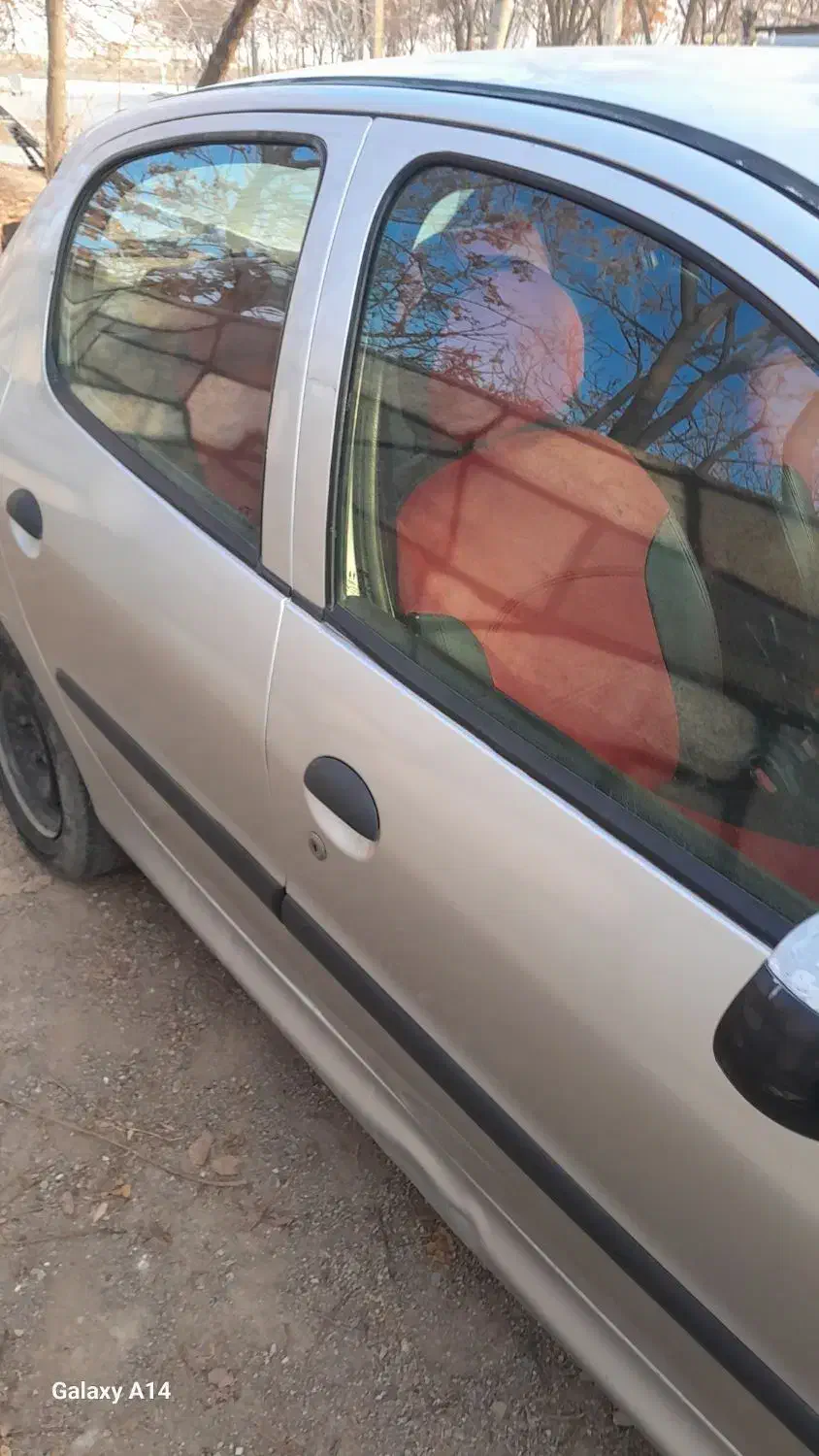 پژو ۲۰۶ مدل ۸۲|خودرو سواری و وانت|نظرآباد, رسالت|دیوار