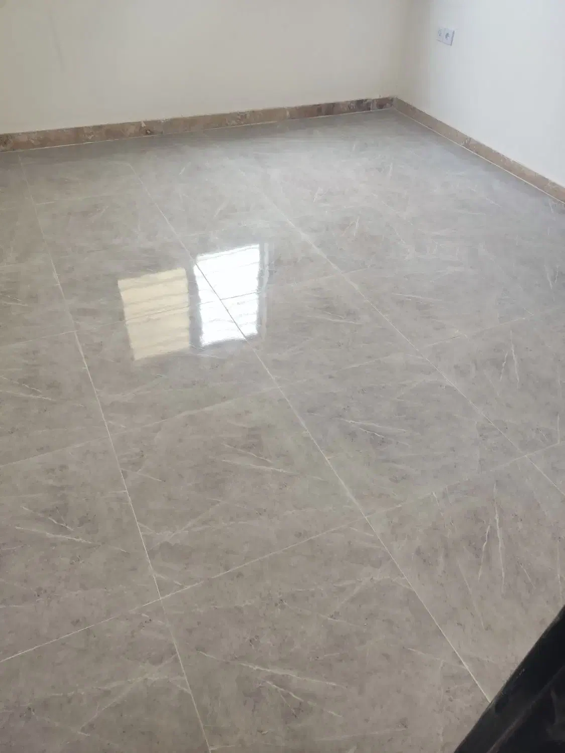 کاشی کاری و سنگ کاری|خدمات پیشه و مهارت|آمل, |دیوار