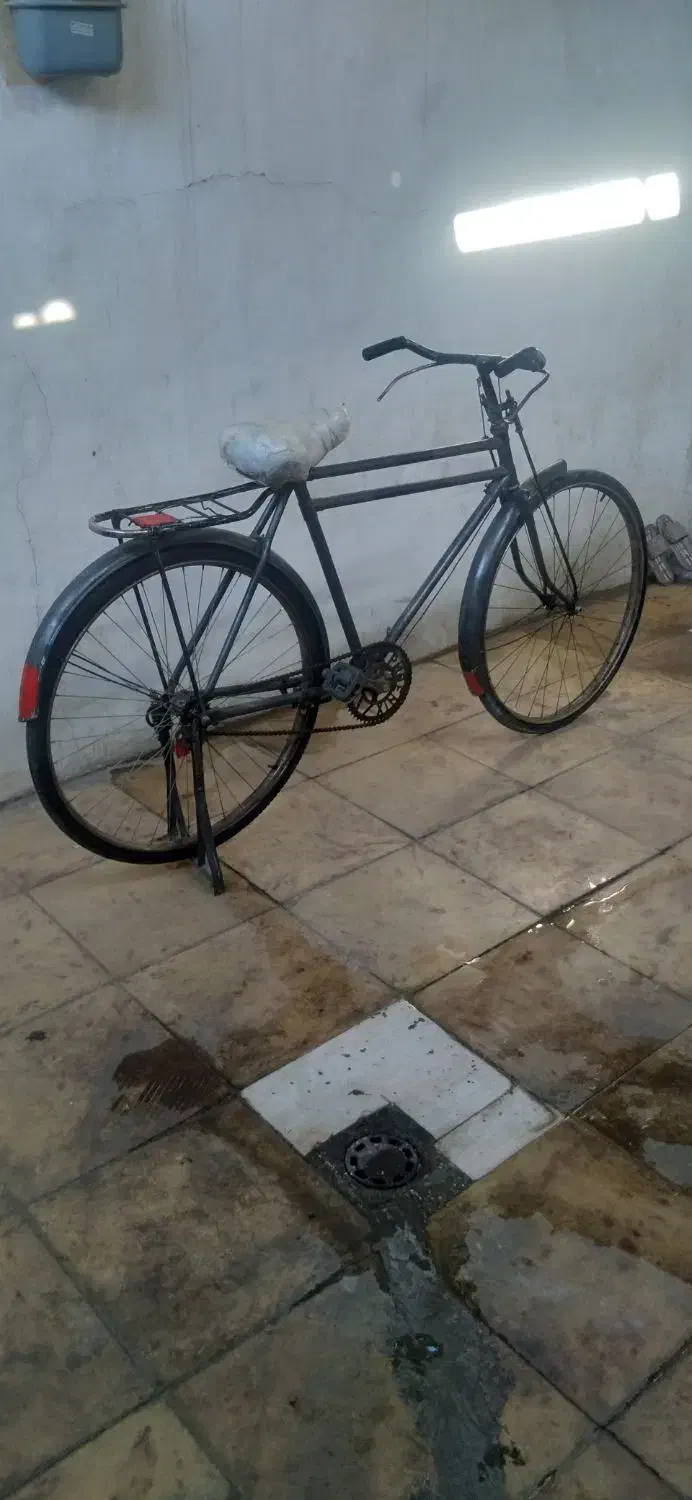 دوچرخه|دوچرخه، اسکیت، اسکوتر|اهواز, منبع اب|دیوار