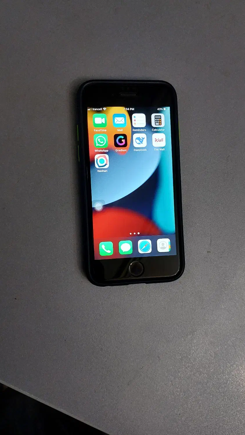 گوشی iPhone 6s نقره ای تمیز 64 گیگابایت حافظه|موبایل|تهران, صادقیه|دیوار