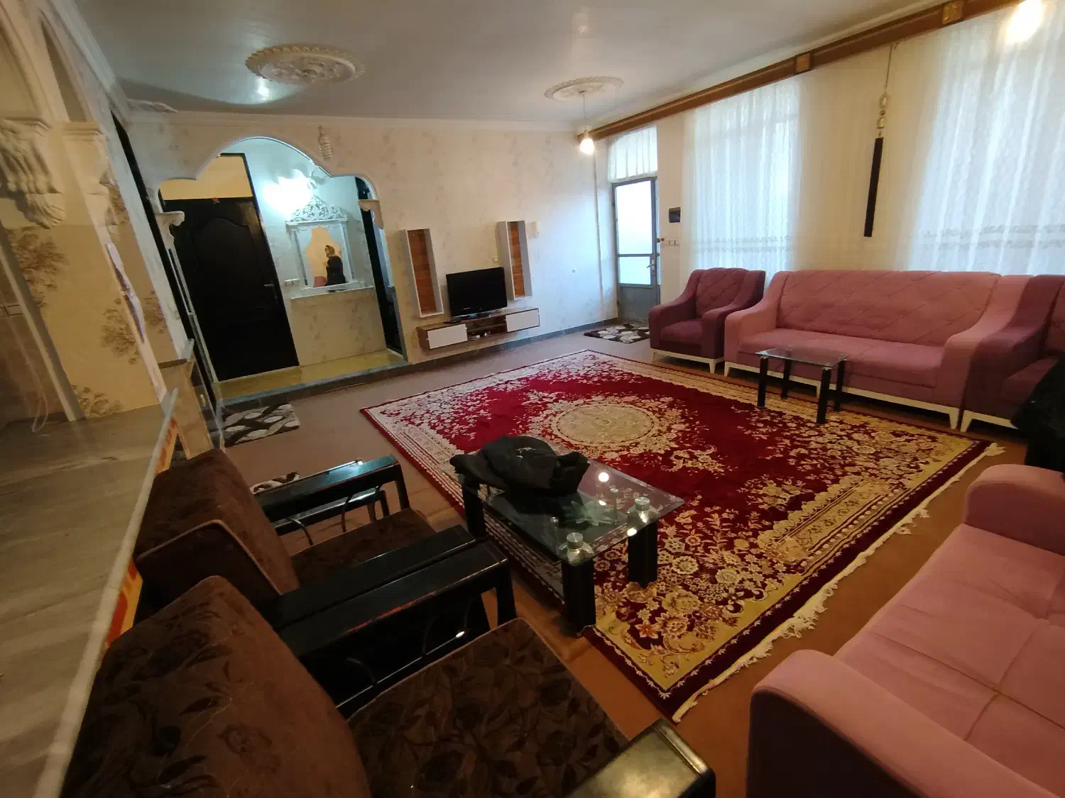 سوییت دربستی جلفا|اجارهٔ کوتاه‌مدت آپارتمان و سوئیت|جلفا, |دیوار