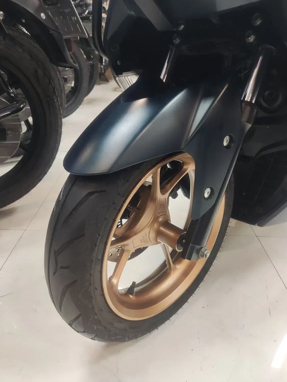 انکمس155نسخه فول|موتورسیکلت|رشت, فلسطین|دیوار