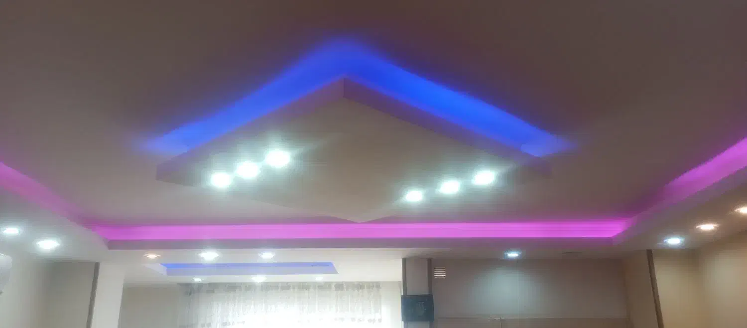 نور مخفی|ریسه و چراغ تزئینی|اصفهان, باغ کاران|دیوار