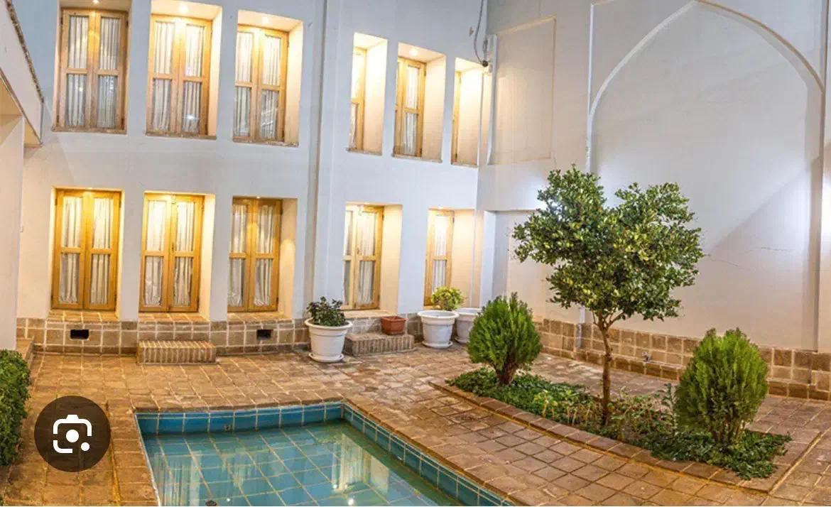 اقامتگاه سنتی خانه ای تاریخی هتل سنتی|اجارهٔ کوتاه‌مدت آپارتمان و سوئیت|اصفهان, سنبلستان|دیوار