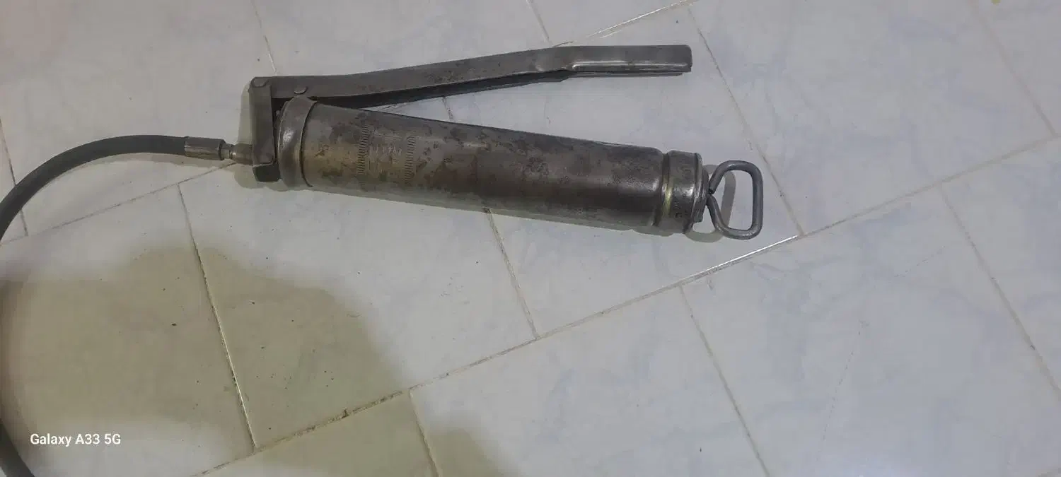 گریس پمپ|ماشینآلات صنعتی|شاهینشهر, حاجی آباد|دیوار