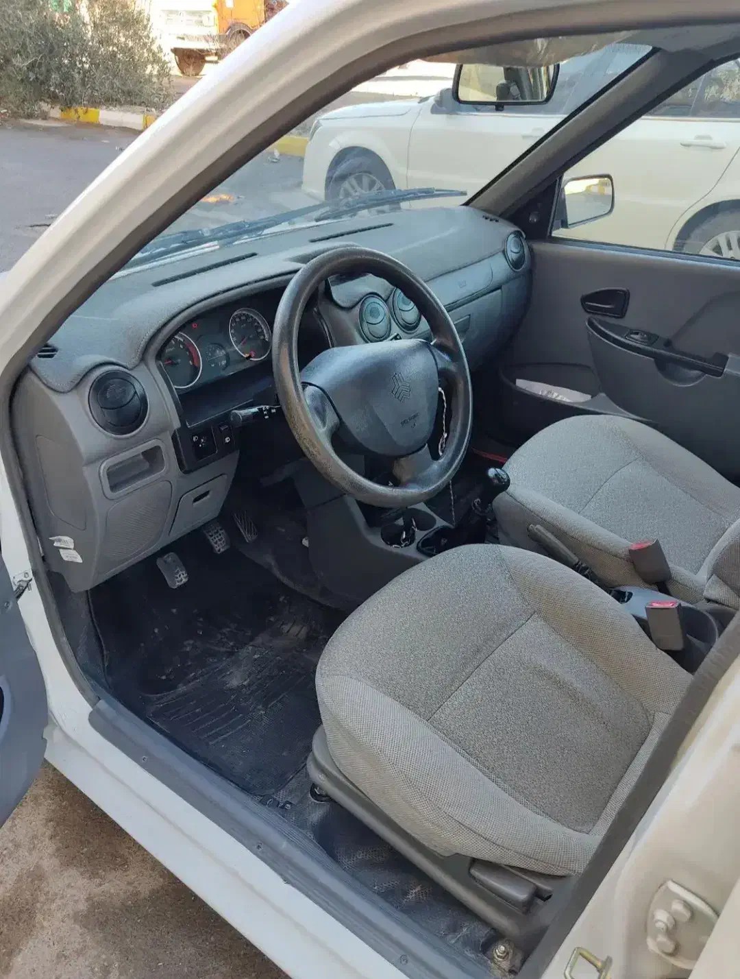 ۱۱۱  مدل ۹۹ درجه یک کارمندی|خودرو سواری و وانت|سمیرم, |دیوار