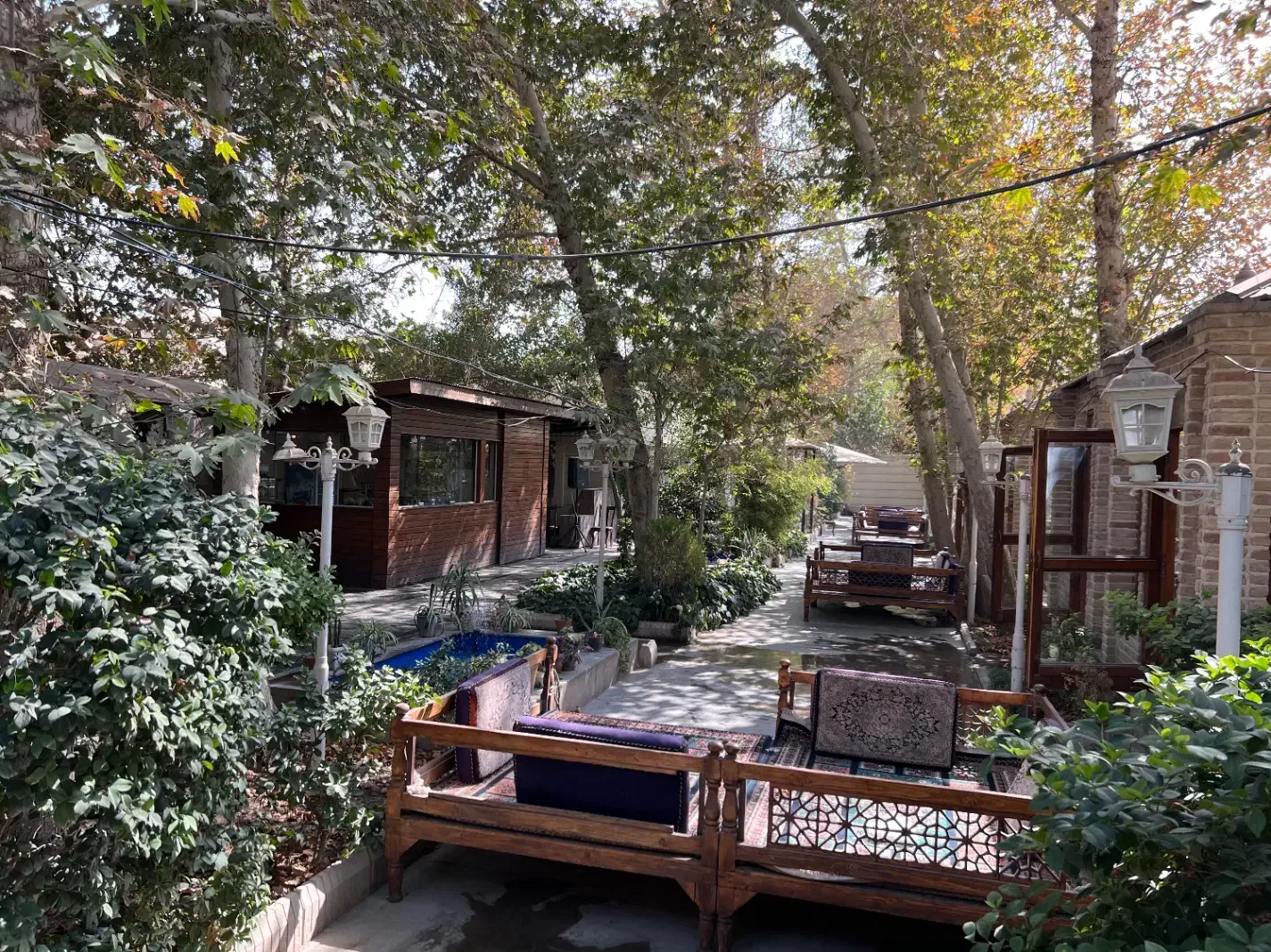 یک نفر کارگرساده جهت کار در رستوران|استخدام خدمات فروشگاه و رستوران|باغستان, |دیوار